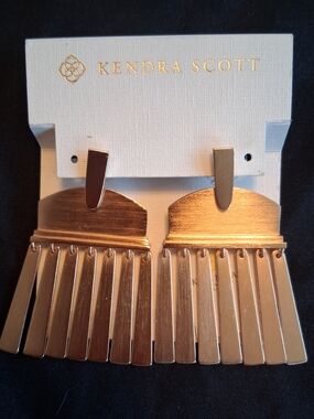 Kendra Scott Layne Earrings
